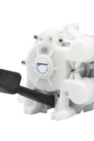 Offerta Pompa a pedale Whale Gusher MK3 con portagomma orientabili e possibilità di montaggio in tre posizioni, autoaspirante per la nautica