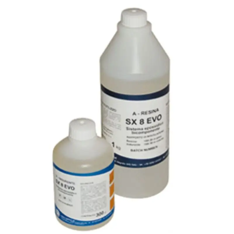 Resina epossidica SX8 a bassa viscosità per laminazione manuale e infusione, indurente medio, ottime caratteristiche meccaniche, ideale per legno, vetro, carbonio e aramide. Prezzo Scontato
