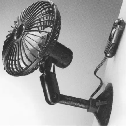 Ventilatore a Parete 12V Orientabile e Presa Accendisigari Novità