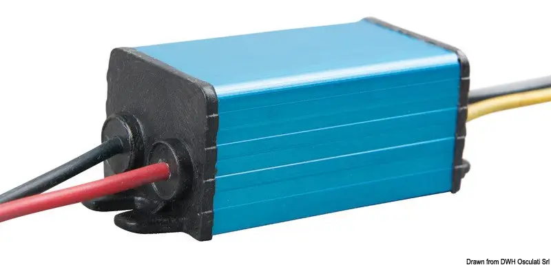Pagamento Sicuro Convertitore di tensione VICTRON DC/DC di potenza non isolato, utilizzabile anche come carica batteria - Solo versione con uscita regolabile