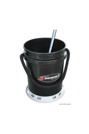 Acquista Ora Shurhold kit secchio con base antiderapante e accessori
